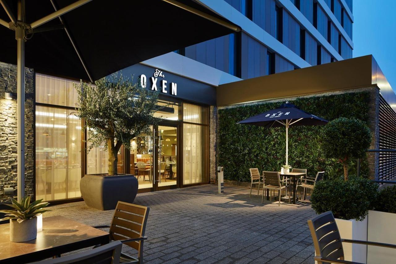 Courtyard By Marriott Oxford South Hotel Abingdon-on-Thames Exterior foto