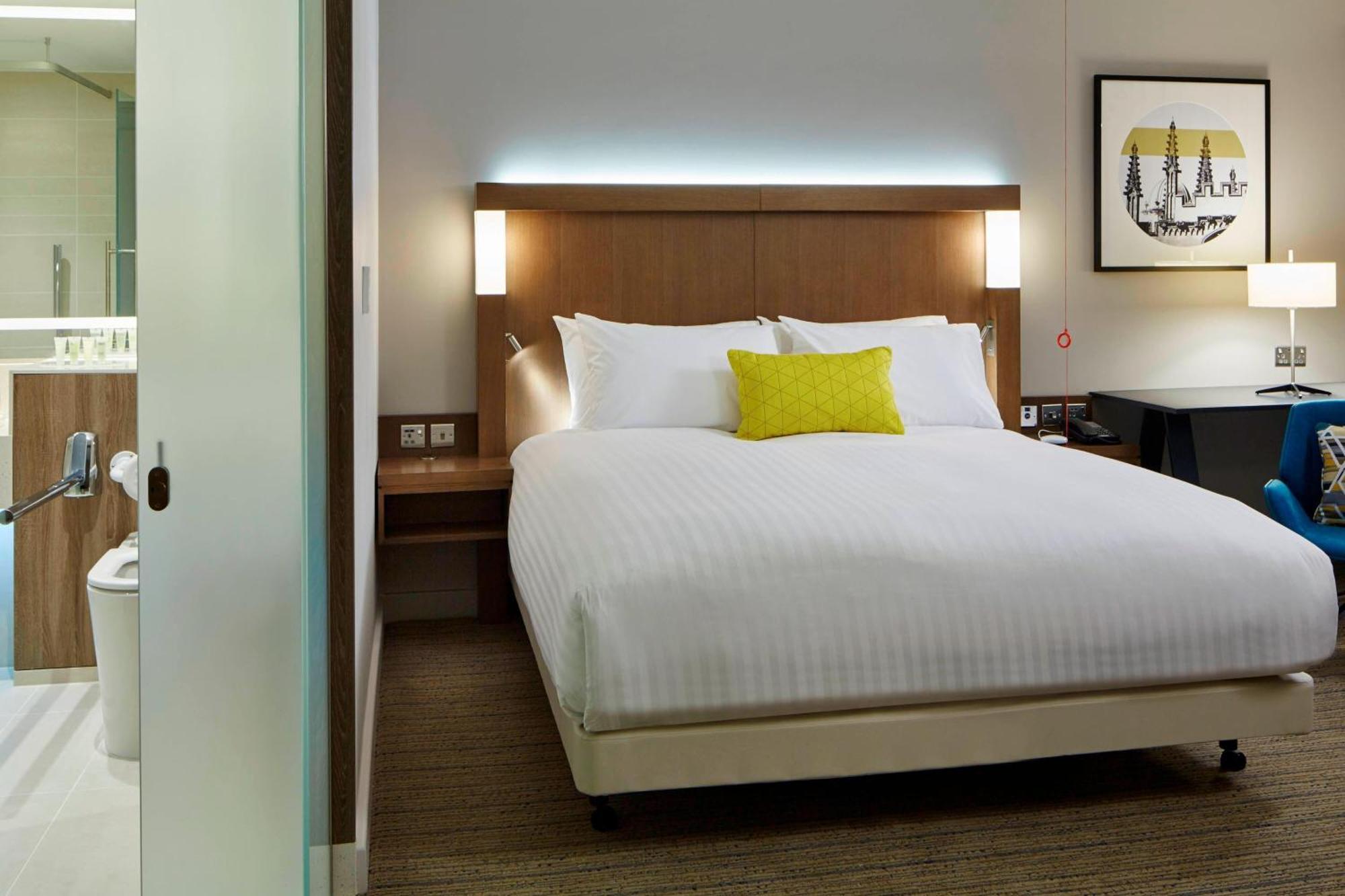 Courtyard By Marriott Oxford South Hotel Abingdon-on-Thames Exterior foto