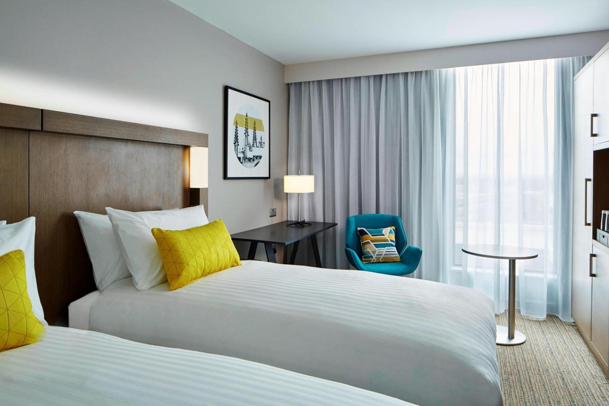 Courtyard By Marriott Oxford South Hotel Abingdon-on-Thames Exterior foto