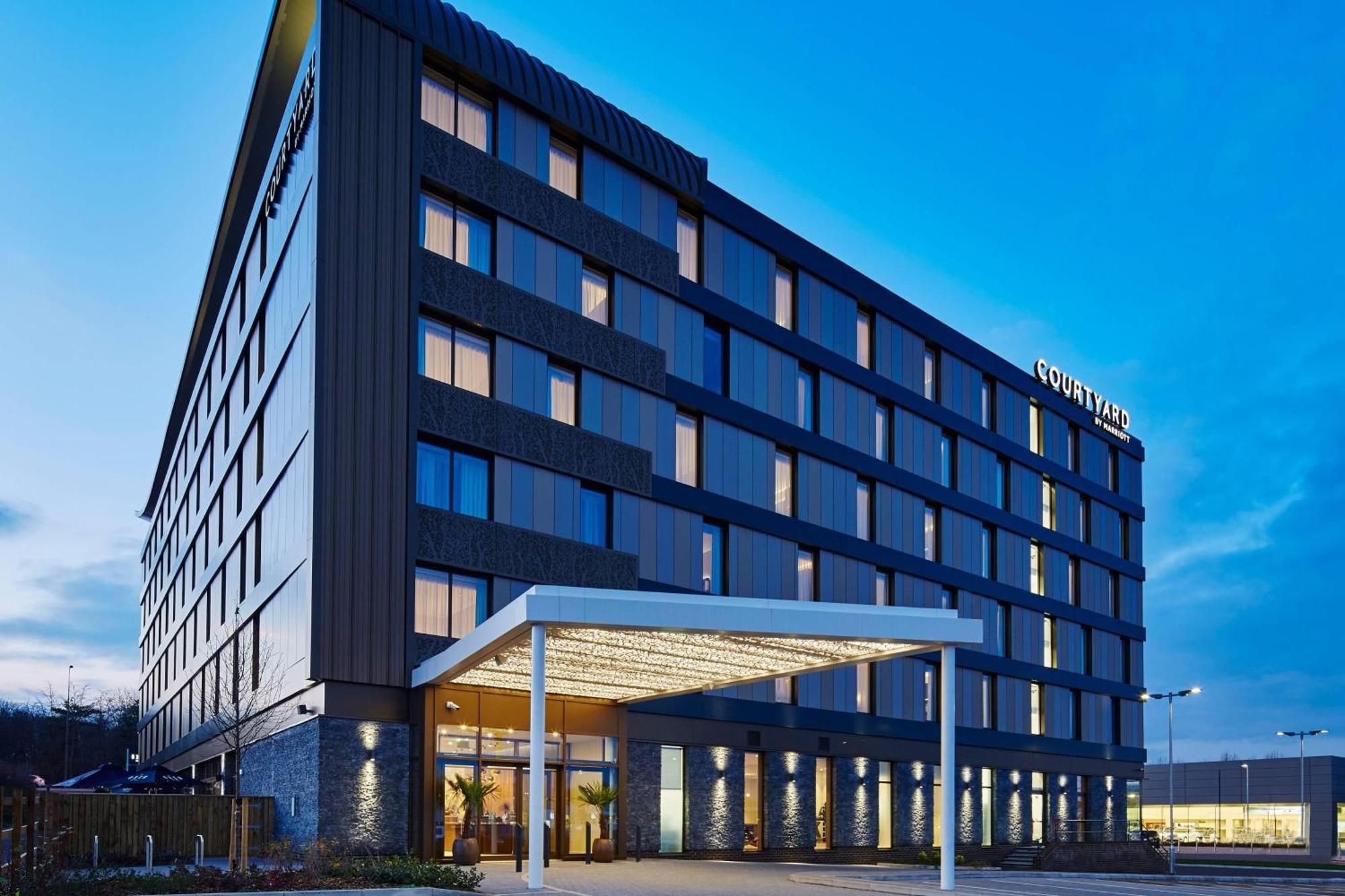 Courtyard By Marriott Oxford South Hotel Abingdon-on-Thames Exterior foto